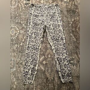 EUC Varley Python Leggings Athleisure Pants Small